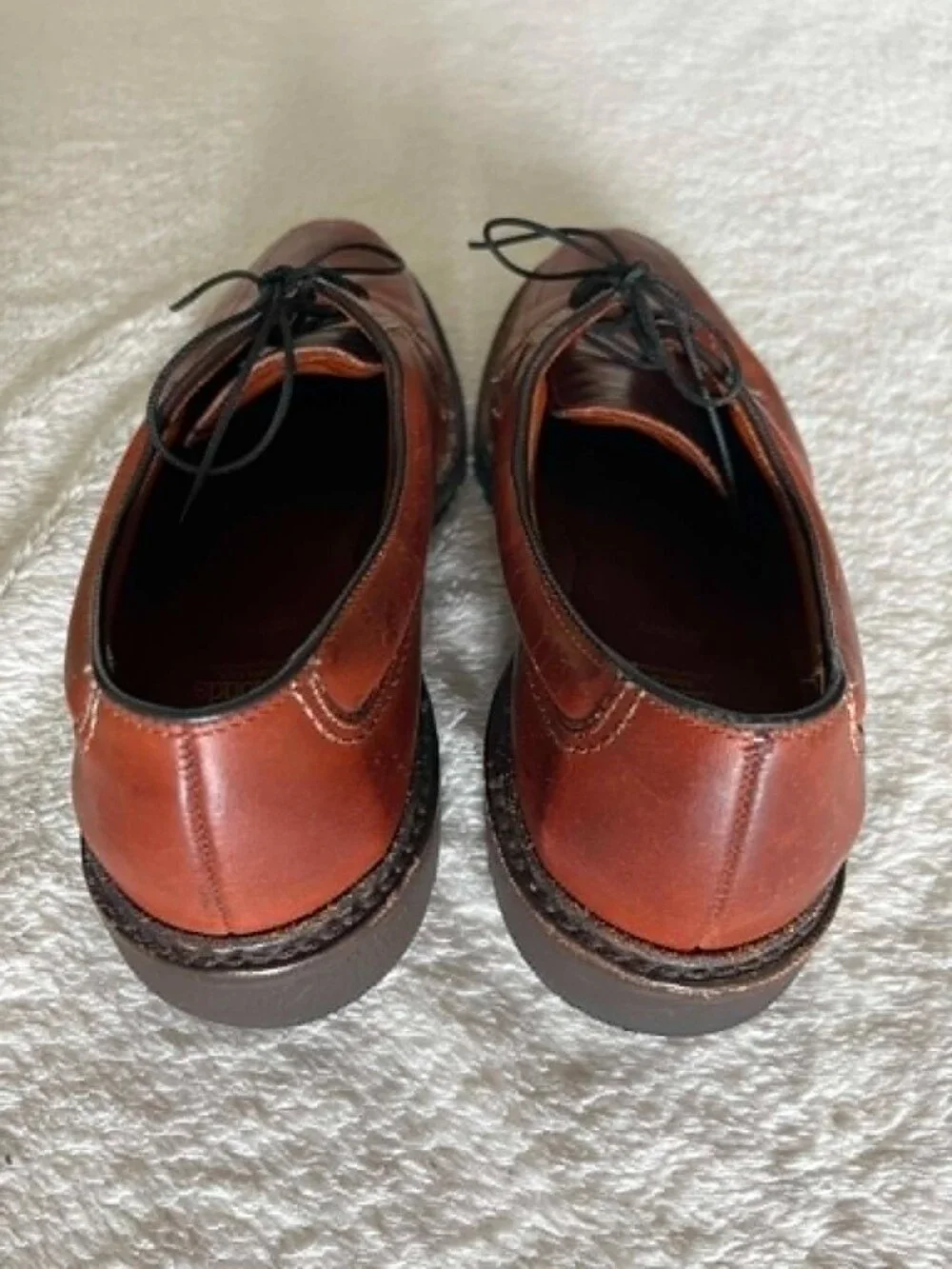 Allen Edmonds Wilbert Shoes in Chili Brown Leather with a split Moc Toe size 9D